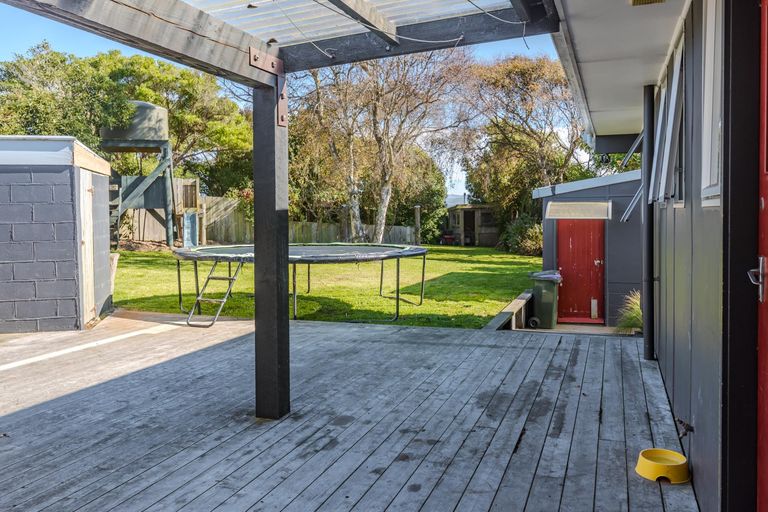 Photo of property in 32 Spiers Street, Kakanui, Oamaru, 9495