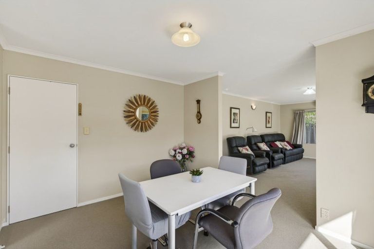 Photo of property in 30a Moulton Street, Moturoa, New Plymouth, 4310