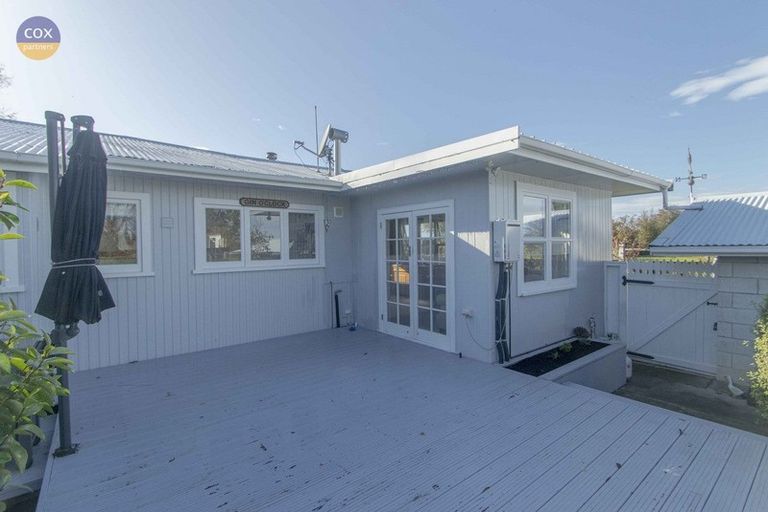 Photo of property in 166 Mill Road, Clive, 4180