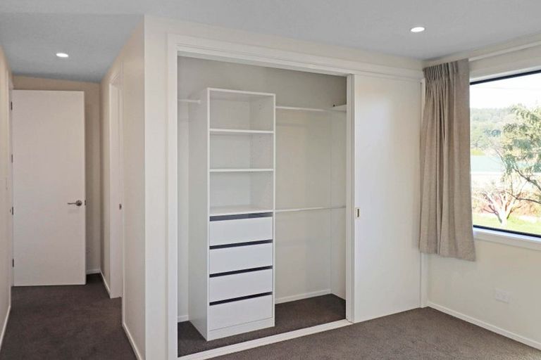 Photo of property in 1/1105 Fergusson Drive, Clouston Park, Upper Hutt, 5018