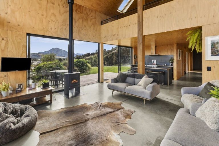 Photo of property in 4 Highfield Ridge, Wanaka, 9305