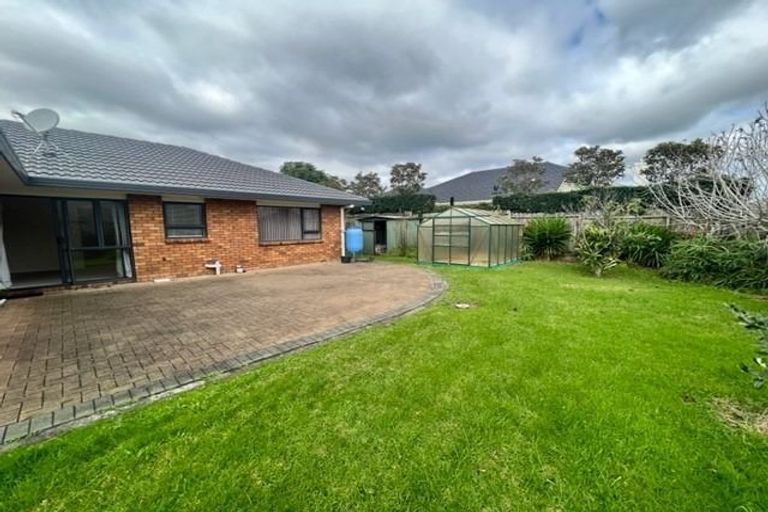 Photo of property in 104 Westerham Drive, Dannemora, Auckland, 2016