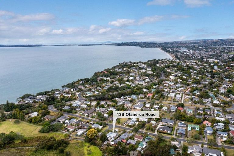 Photo of property in 13b Otanerua Road, Hatfields Beach, Orewa, 0931