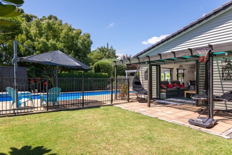 Photo of property in 70 Langdale Avenue, Paraparaumu, 5032