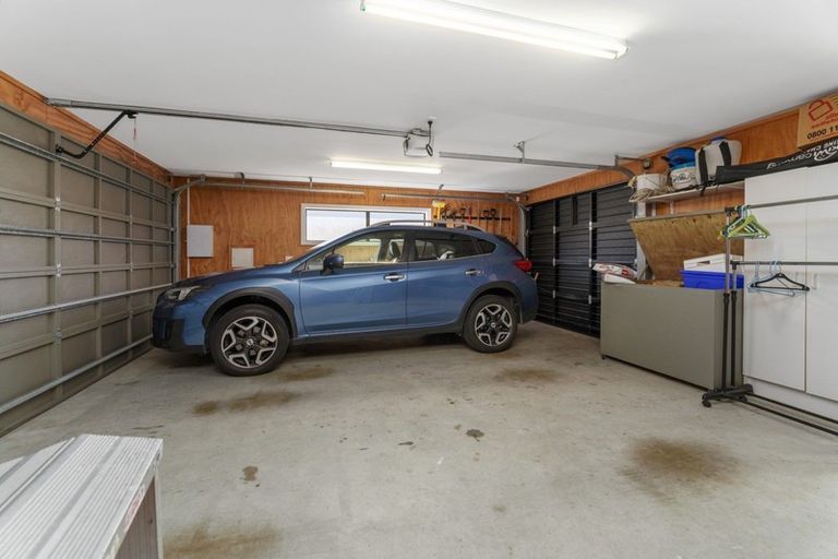 Photo of property in 25 Pateke Way, Paraparaumu Beach, Paraparaumu, 5032