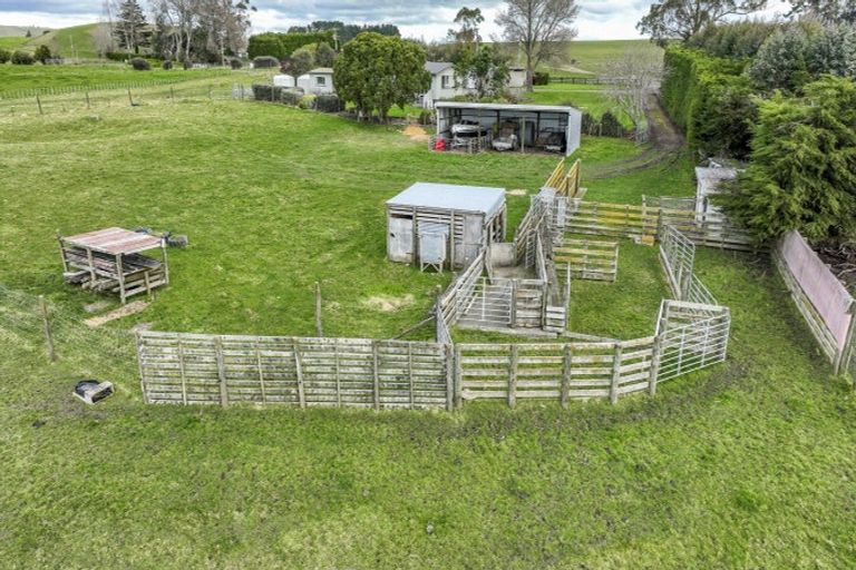 Photo of property in 90 Monks Road, Te Onepu, Hastings, 4174