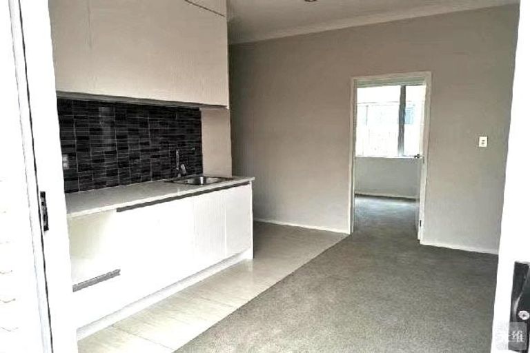 Photo of property in 17 Kira Road, Flat Bush, Auckland, 2016