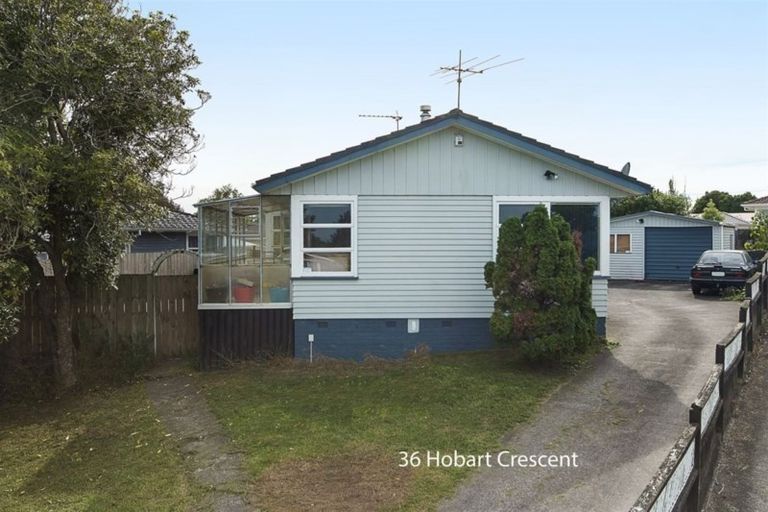 Photo of property in 36 Hobart Crescent, Wattle Downs, Auckland, 2103