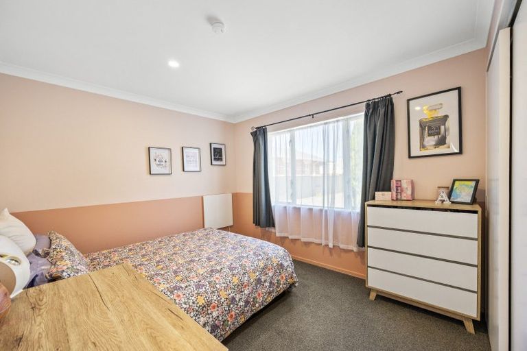 Photo of property in 9b Avenue Road, Greenmeadows, Napier, 4112