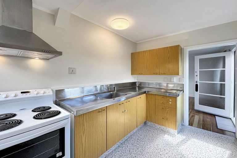 Photo of property in 67 Pembroke Road, Northland, Wellington, 6012