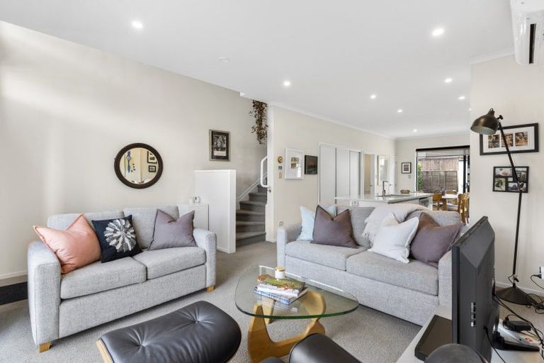 Photo of property in 11 Saltmarsh Road, Hobsonville, Auckland, 0616