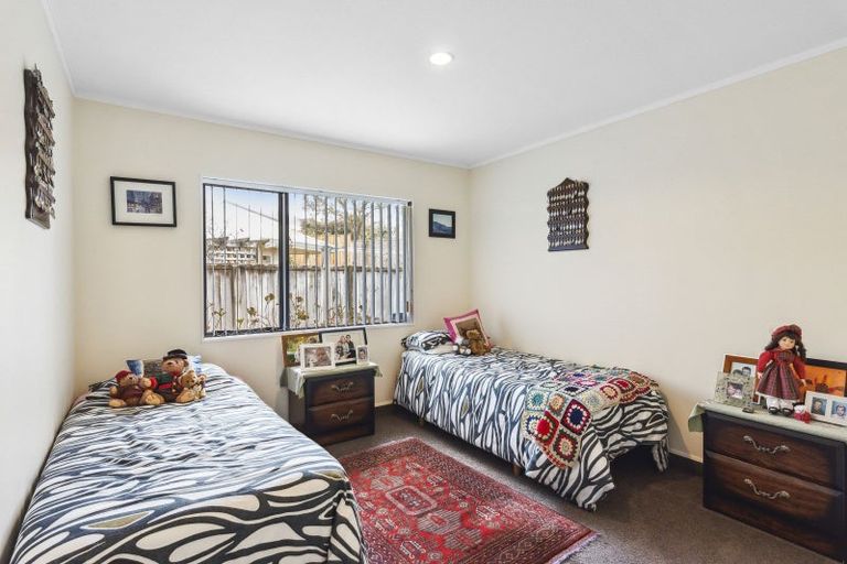 Photo of property in 18 Sunburst Court, Paraparaumu Beach, Paraparaumu, 5032