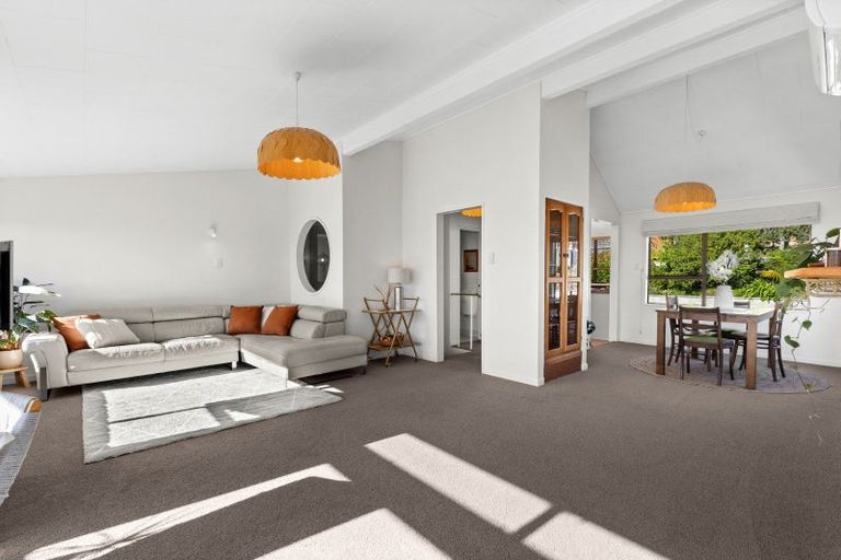 Photo of property in 2/3 Lighthouse Road, Bluff Hill, Napier, 4110