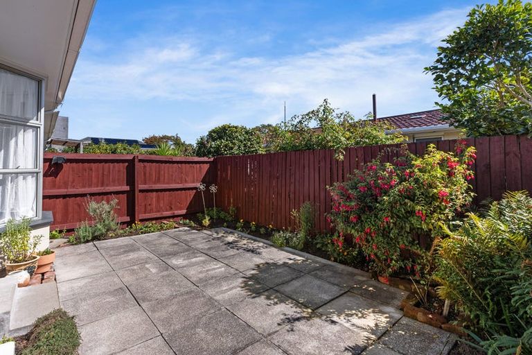 Photo of property in 4/5 Coles Place, St Albans, Christchurch, 8014