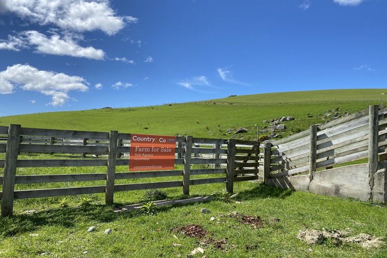 Photo of property in 125-127 Bell Road, Waiwhetu, Lower Hutt, 5010