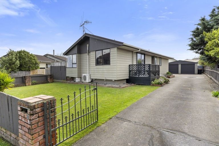 Photo of property in 23 Peppertree Glade, Kelvin Grove, Palmerston North, 4414