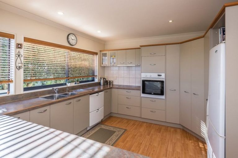 Photo of property in 3 Rifleman Lane, Paraparaumu Beach, Paraparaumu, 5032