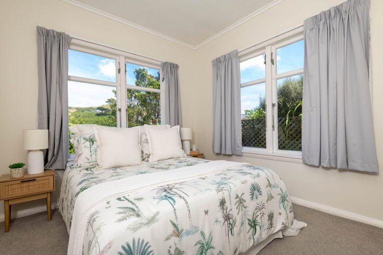 Photo of property in 9 Birch Street, Johnsonville, Wellington, 6037