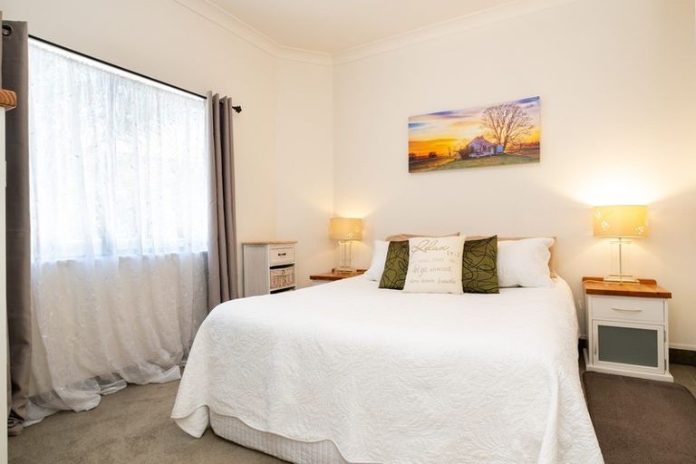 Photo of property in 185 Te Mata Road, Havelock North, 4130