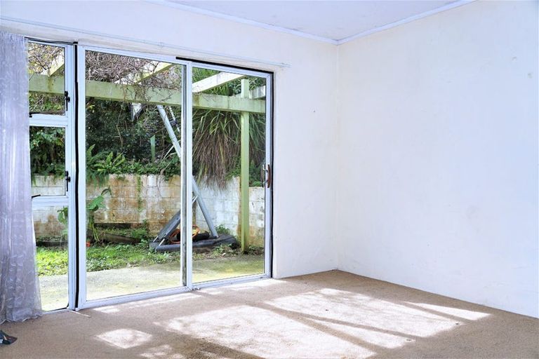 Photo of property in 238 Glenvar Road, Torbay, Auckland, 0630
