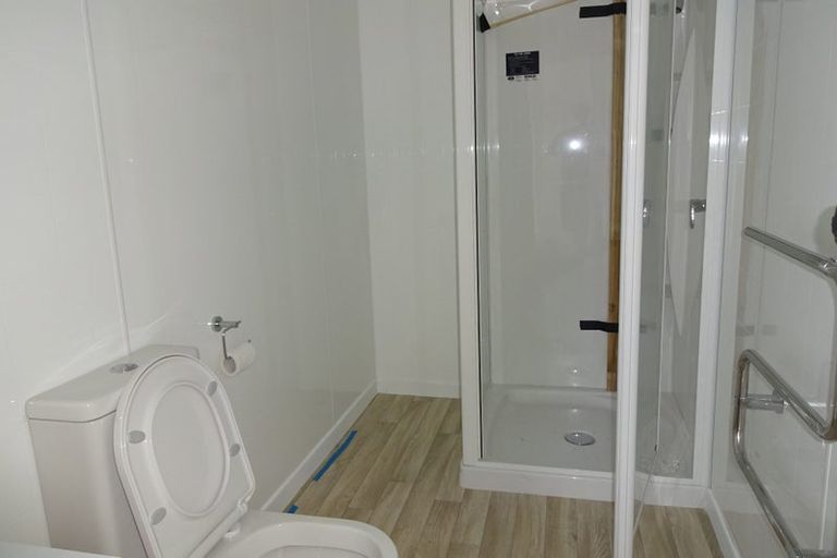 Photo of property in 73 Queens Drive, Lyall Bay, Wellington, 6022