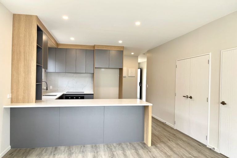 Photo of property in 32 Auranga Drive, Karaka, 2113