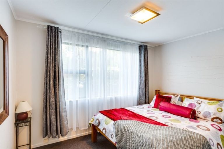 Photo of property in 35 Moorhouse Street, Taradale, Napier, 4112