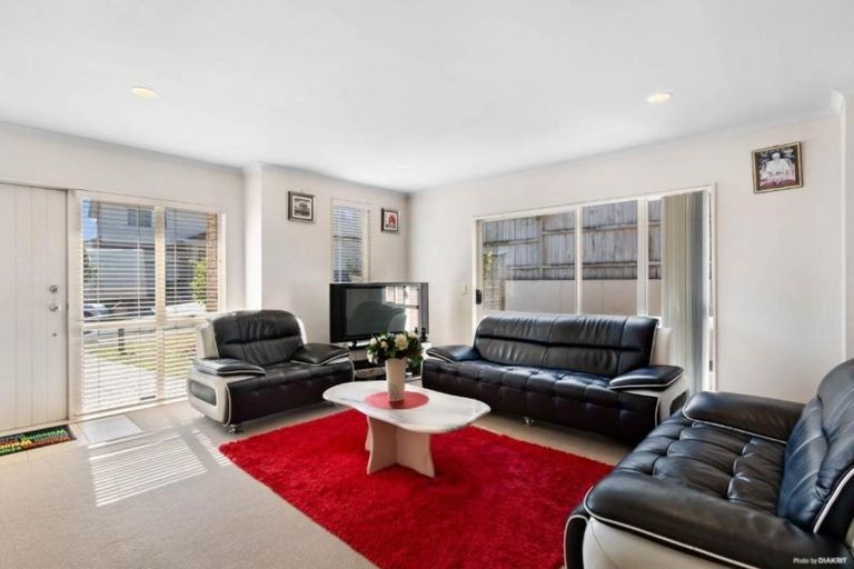 Photo of property in 14 Clomell Drive, Flat Bush, Auckland, 2019