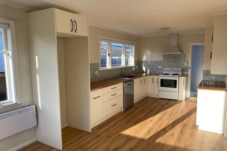 Photo of property in 82 Totara Street, Lansdowne, Masterton, 5810