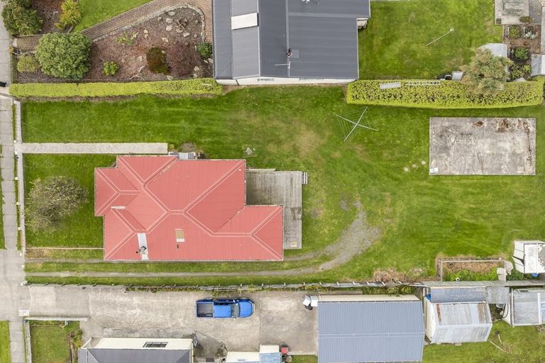 Photo of property in 28 Branksea Street, Kaitangata, 9210