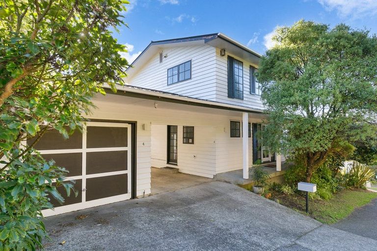 Photo of property in 4 Parklands Drive, Karori, Wellington, 6012