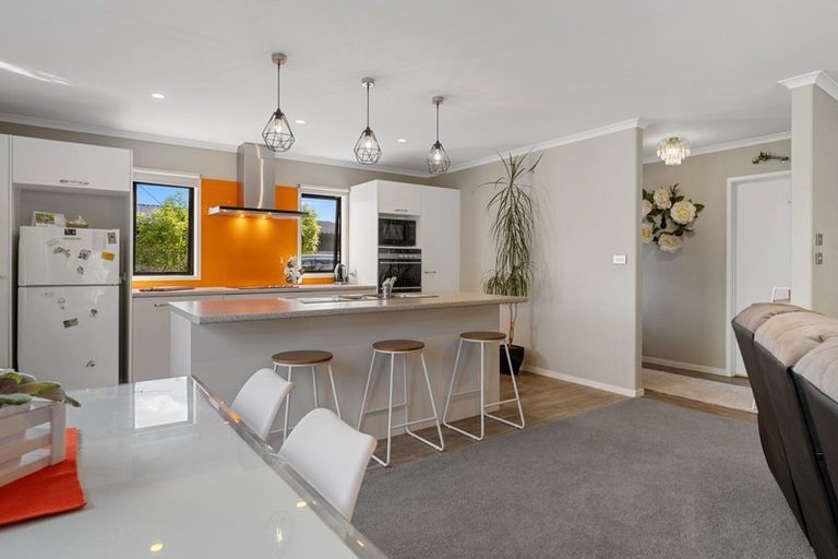 Photo of property in 7 Aqua Way, Paraparaumu, 5032