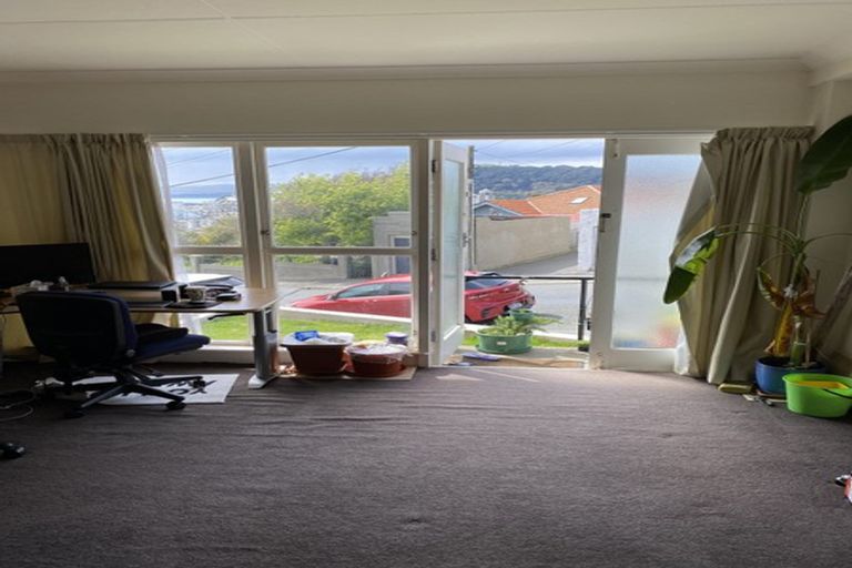 Photo of property in 76a Thompson Street, Mount Cook, Wellington, 6011