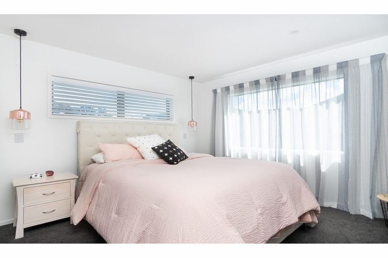 Photo of property in 13 Podgora Avenue, Kumeu, 0810