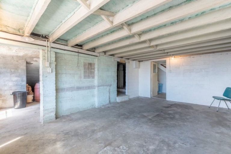 Photo of property in 12a Seaview Road, Otumoetai, Tauranga, 3110