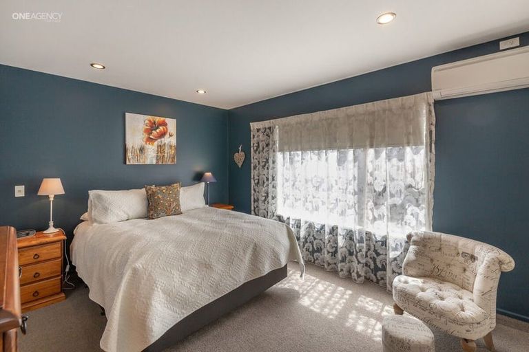 Photo of property in 4 Fieldstone Lane, Spreydon, Christchurch, 8024