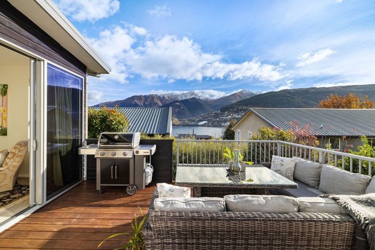 Photo of property in 538 Peninsula Road, Kelvin Heights, Queenstown, 9300