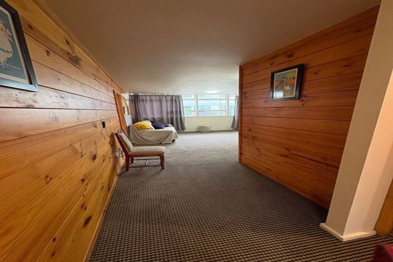 Photo of property in Te Awhina Apartments, 6/22 Sussex Street, Mount Cook, Wellington, 6021
