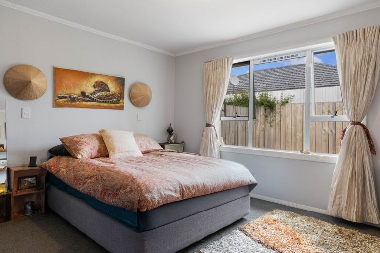 Photo of property in 11 Te Hatepe Avenue, Taupo, 3330