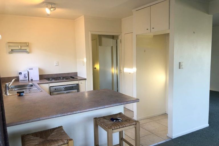 Photo of property in 14 Dallinghoe Crescent, Milford, Auckland, 0620