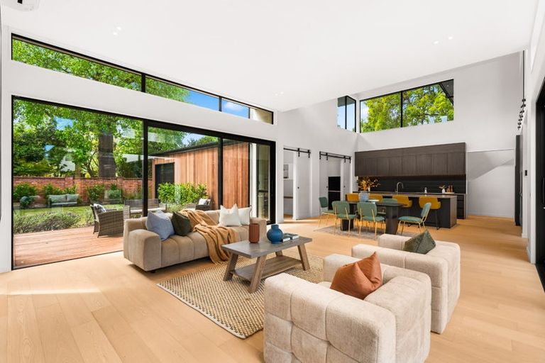 Photo of property in 99a Fendalton Road, Fendalton, Christchurch, 8014