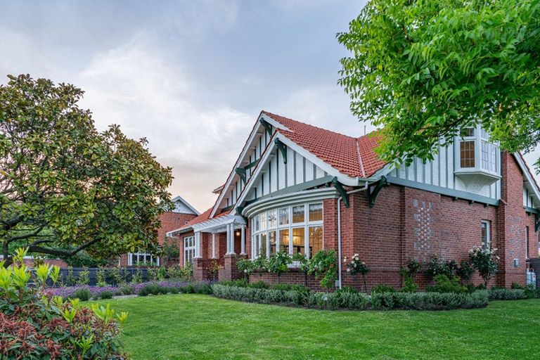 Photo of property in 15 Ings Avenue, Saint Clair, Dunedin, 9012