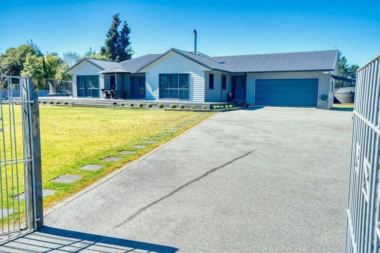 Photo of property in 22-24 Golf Links Road, Kaiata, Greymouth, 7805