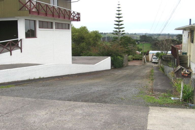 Photo of property in 436 Don Buck Road, Massey, Auckland, 0614