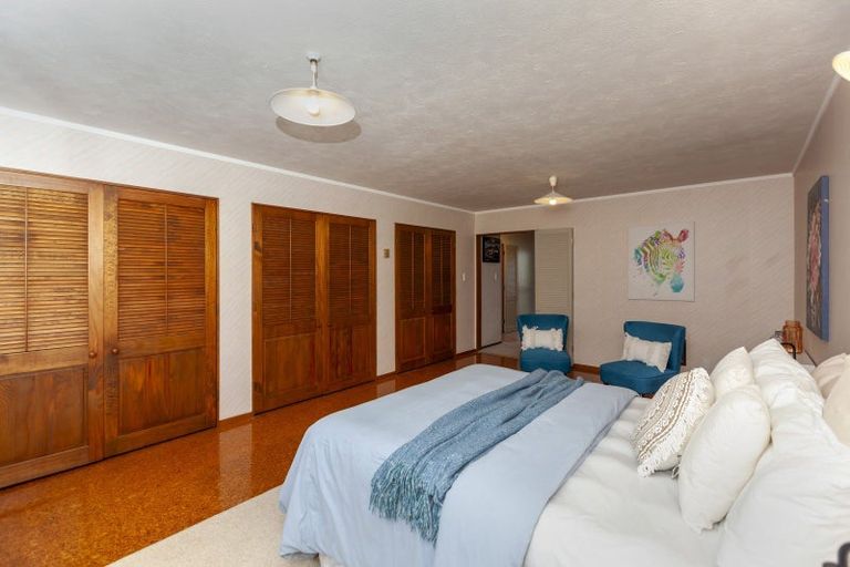 Photo of property in 10 Nuhaka Place, Paraparaumu Beach, Paraparaumu, 5032