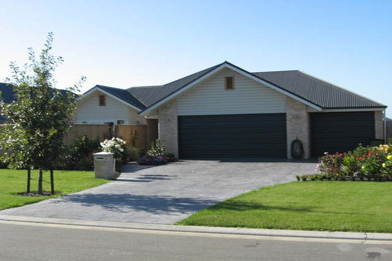 Photo of property in 50 Overbury Crescent, Rolleston, 7614