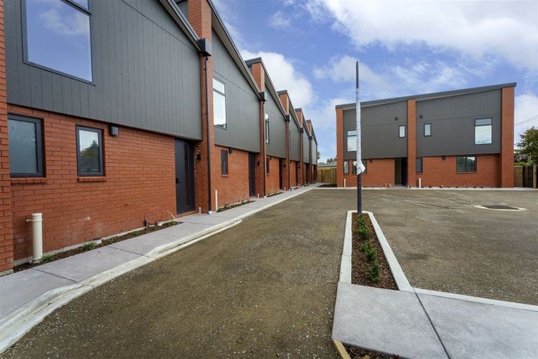 Photo of property in 10/206 Geraldine Street, Edgeware, Christchurch, 8013