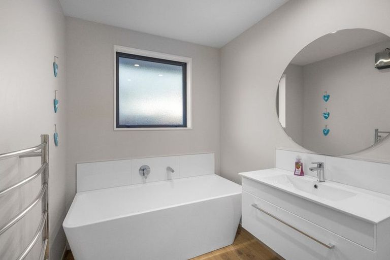 Photo of property in 7 Hepburn Place, Rolleston, 7614