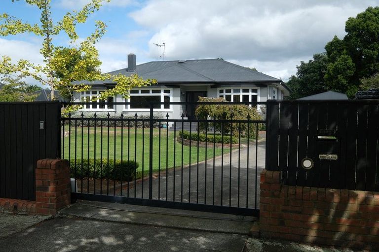 Photo of property in 25 Karina Terrace, Roslyn, Palmerston North, 4414