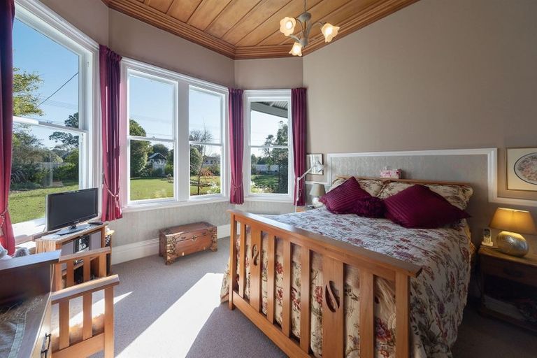 Photo of property in 27 Pukepapa Road, Marton, 4710